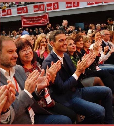 Sánchez, frente a la conspiración de los necios