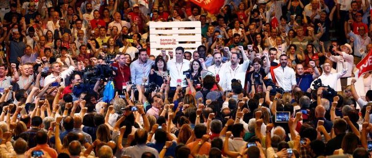 La clave del batacazo, el Psoe debe indagar entre dos Congresos